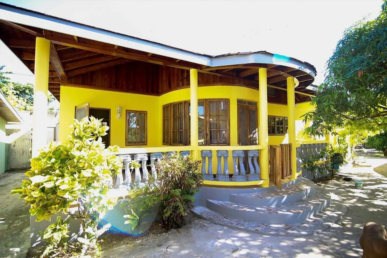 R&V Villa location